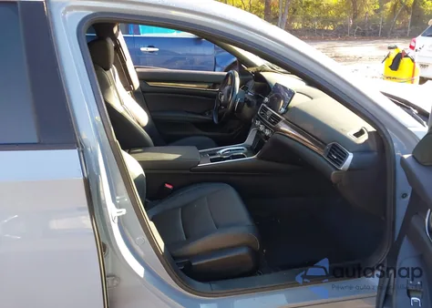 2022 Honda Accord Sport 2.0T z USA, uszkodzony, nr VIN 1HGCV2F31NA013841